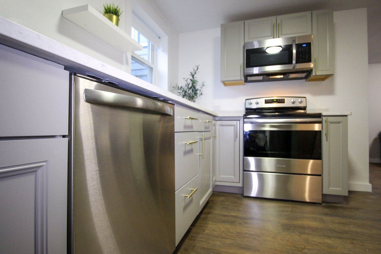 Ithaca Apartment: 230 Bryant Ave