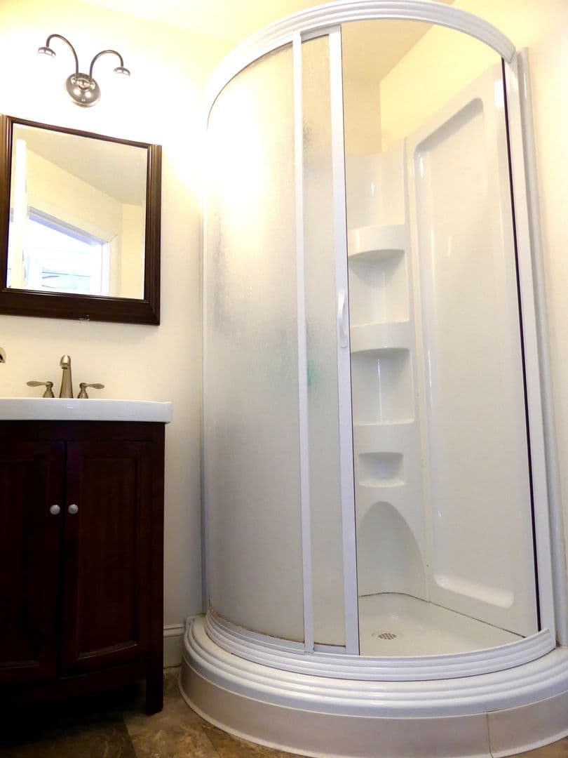 Ithaca Apartment: 232 S Geneva St