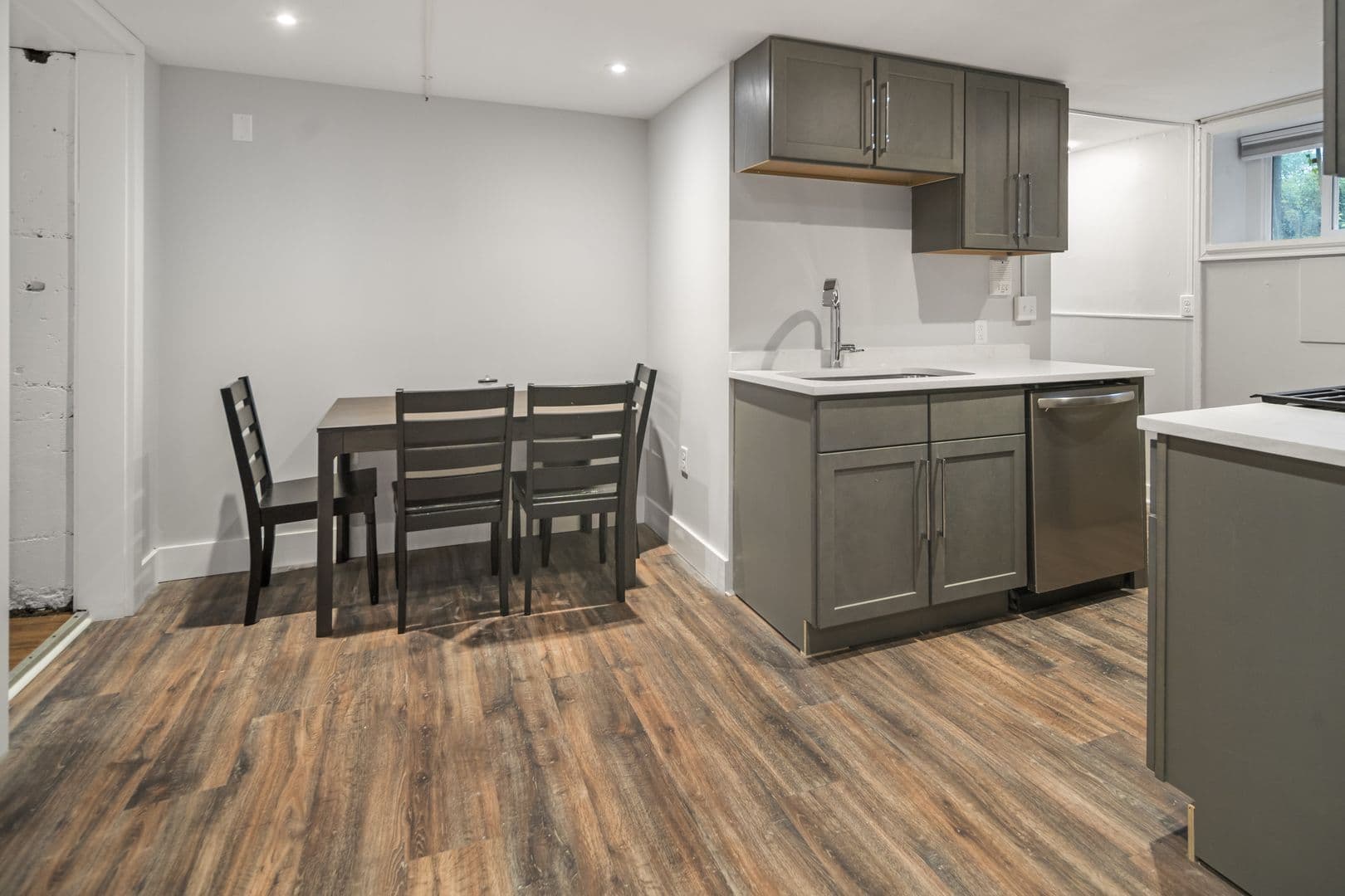 Ithaca Apartment: 710 Stewart Ave