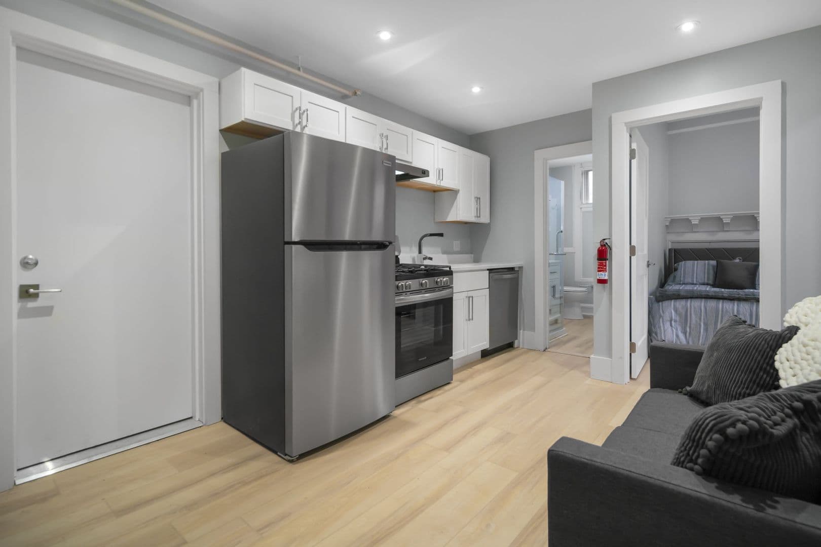 Ithaca Apartment: 504 Stewart Ave