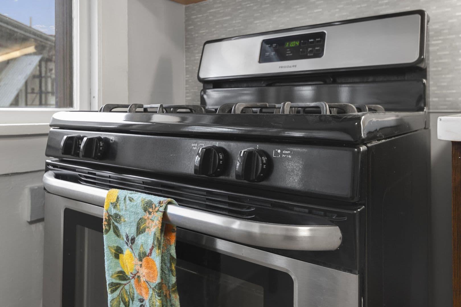 Ithaca Apartment: 104 Harvard Pl