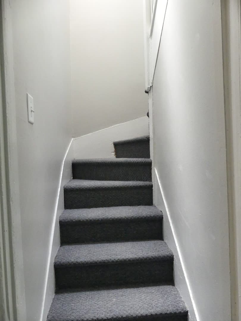 Ithaca Apartment: 609 E State St