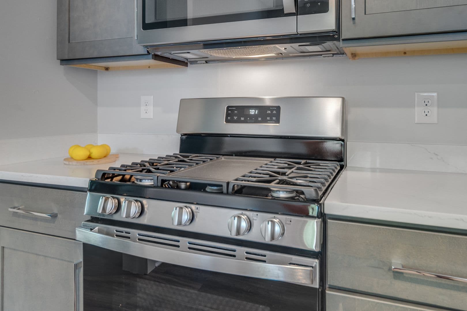 Ithaca Apartment: 404-406 University Ave