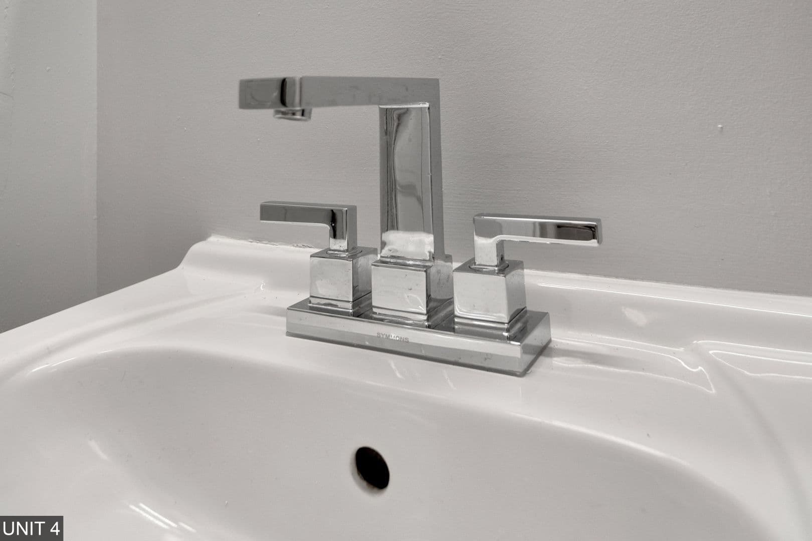Ithaca Apartment: 710 Stewart Ave