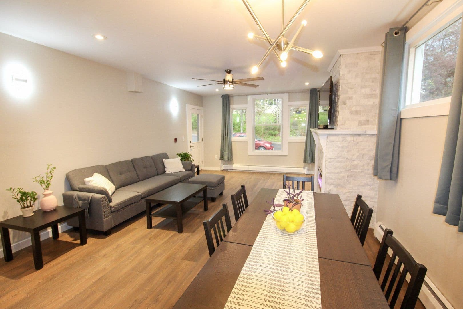 Ithaca Apartment: 522 Stewart Ave