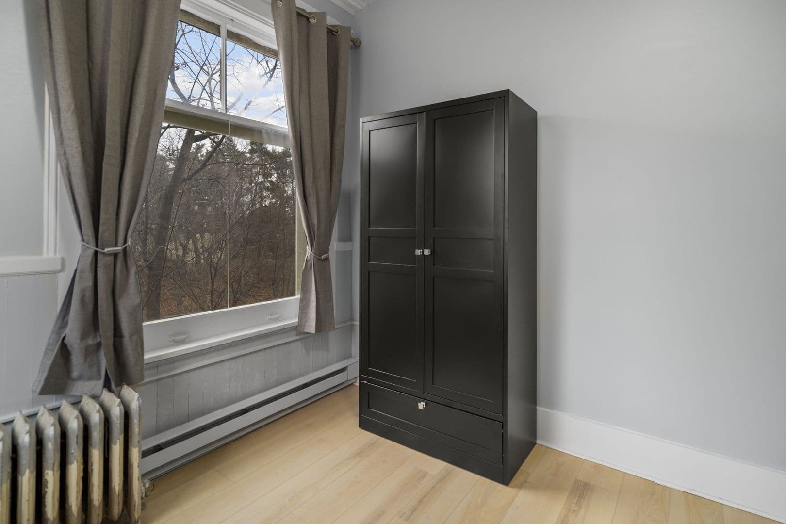 Ithaca Apartment: 504 Stewart Ave