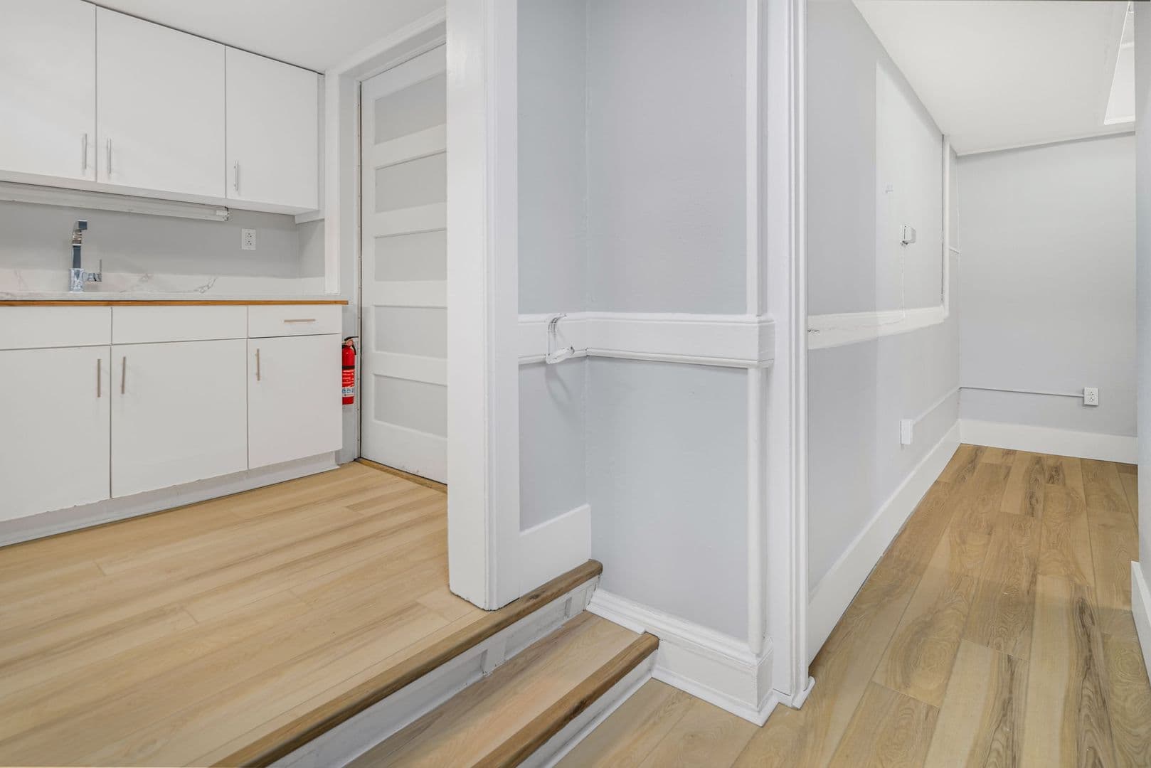 Ithaca Apartment: 504 Stewart Ave