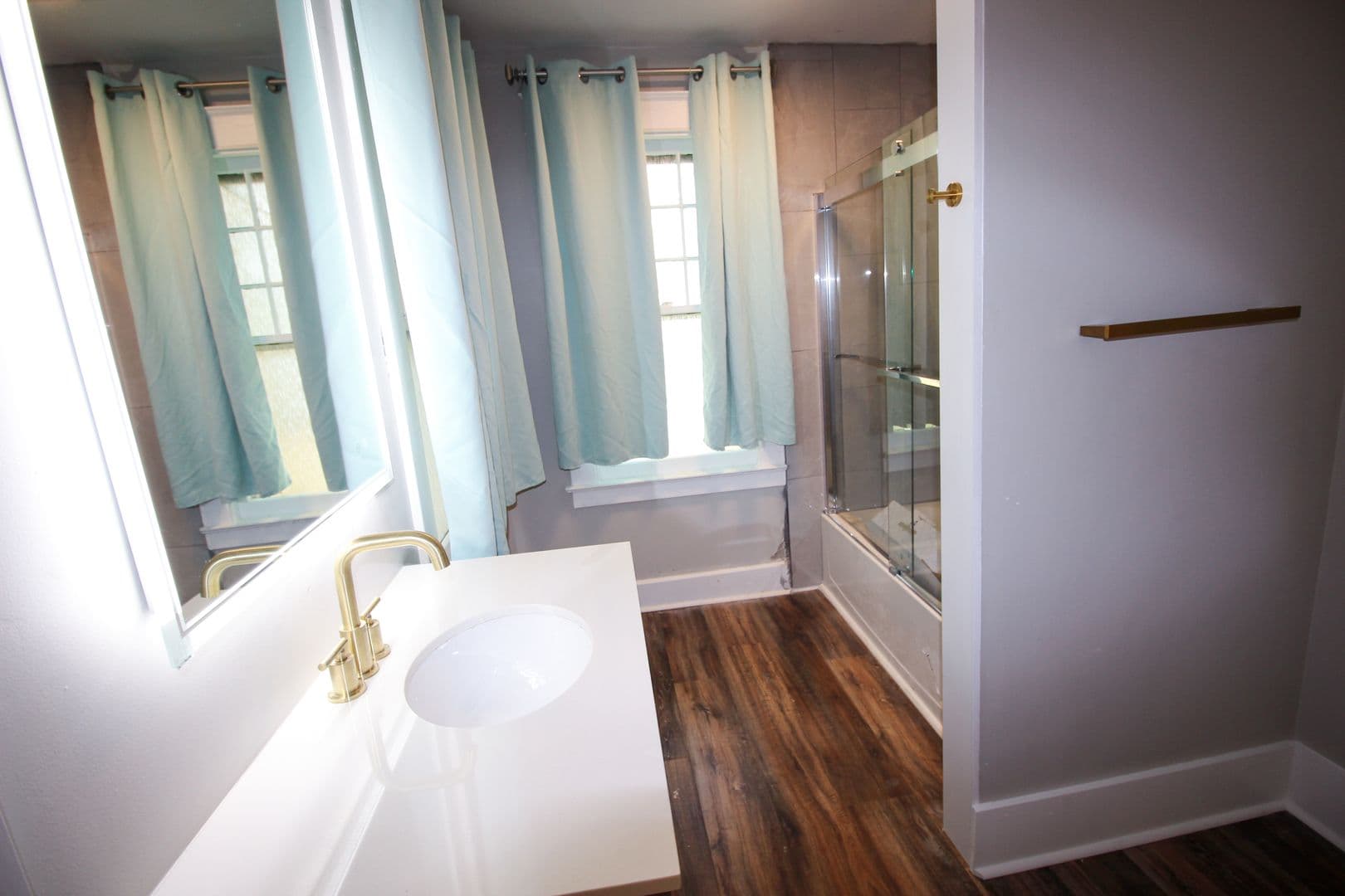 Ithaca Apartment: 613 E State St