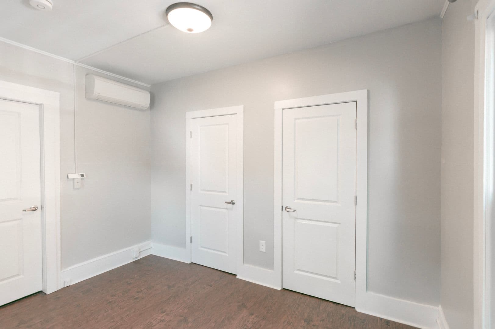 Ithaca Apartment: 1002 N. Aurora St.
