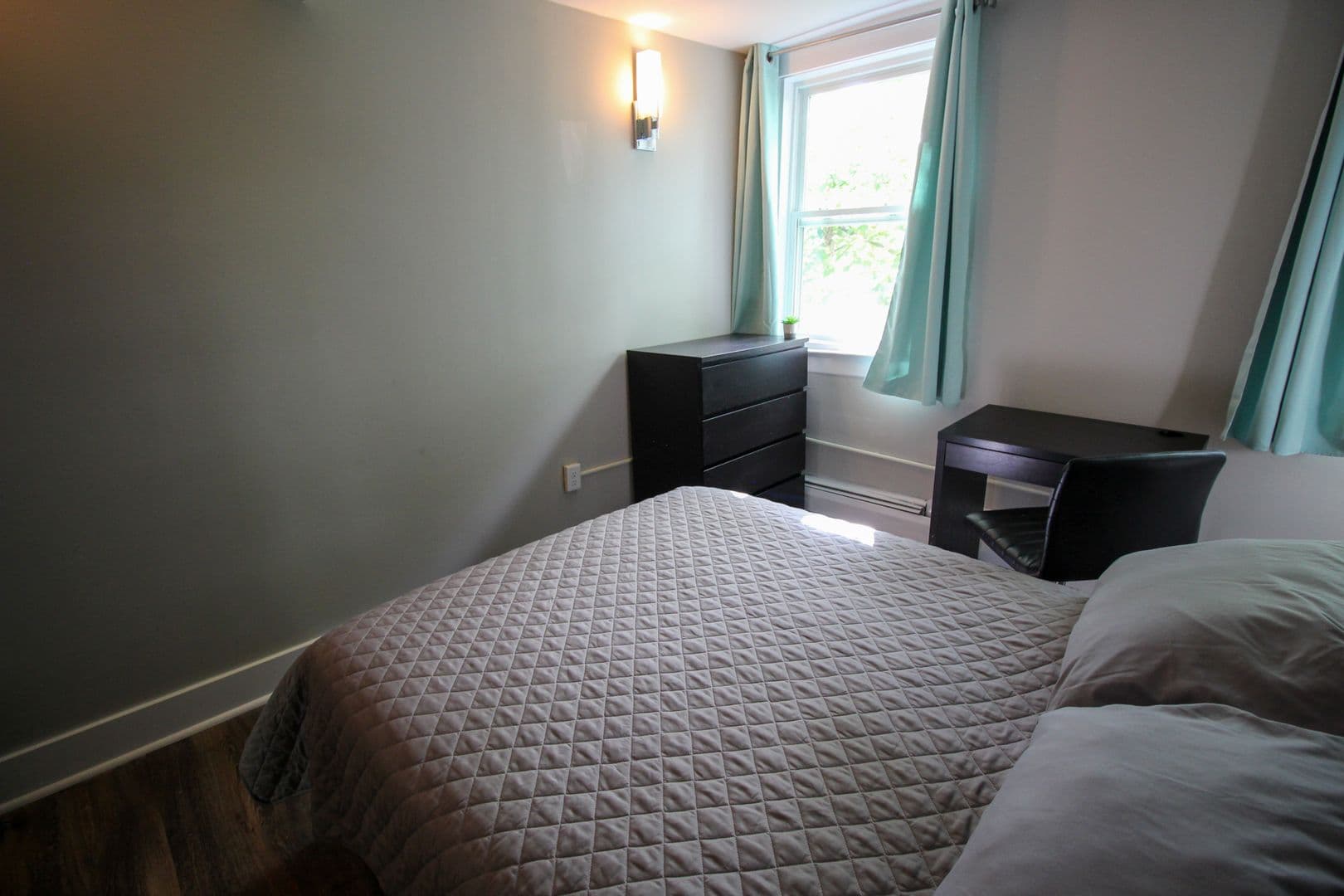 Ithaca Apartment: 522 Stewart Ave