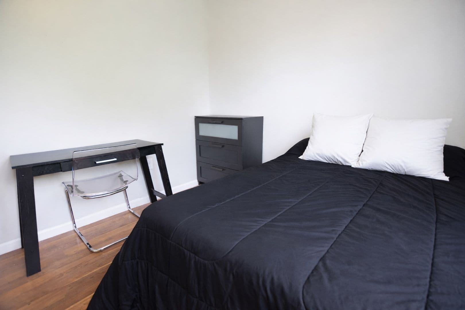 Ithaca Apartment: 605 S Aurora St