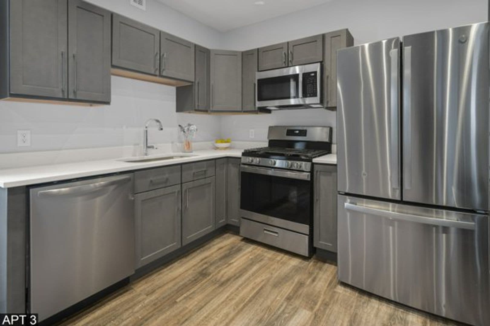 Ithaca Apartment: 308 Stewart Ave