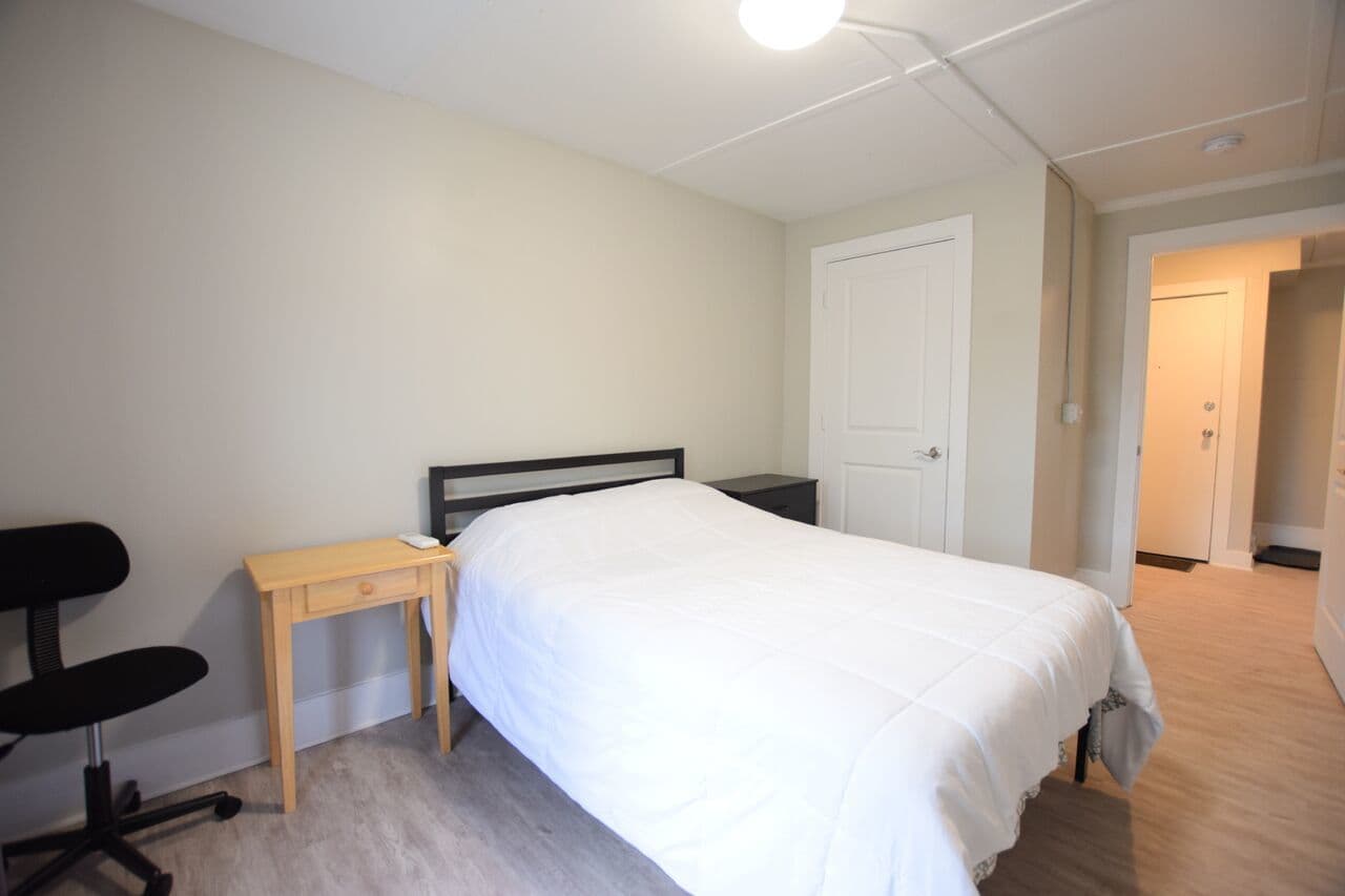 Ithaca Apartment: 1002 N. Aurora St.