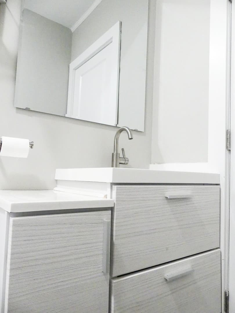 Ithaca Apartment: 144 Linn St.