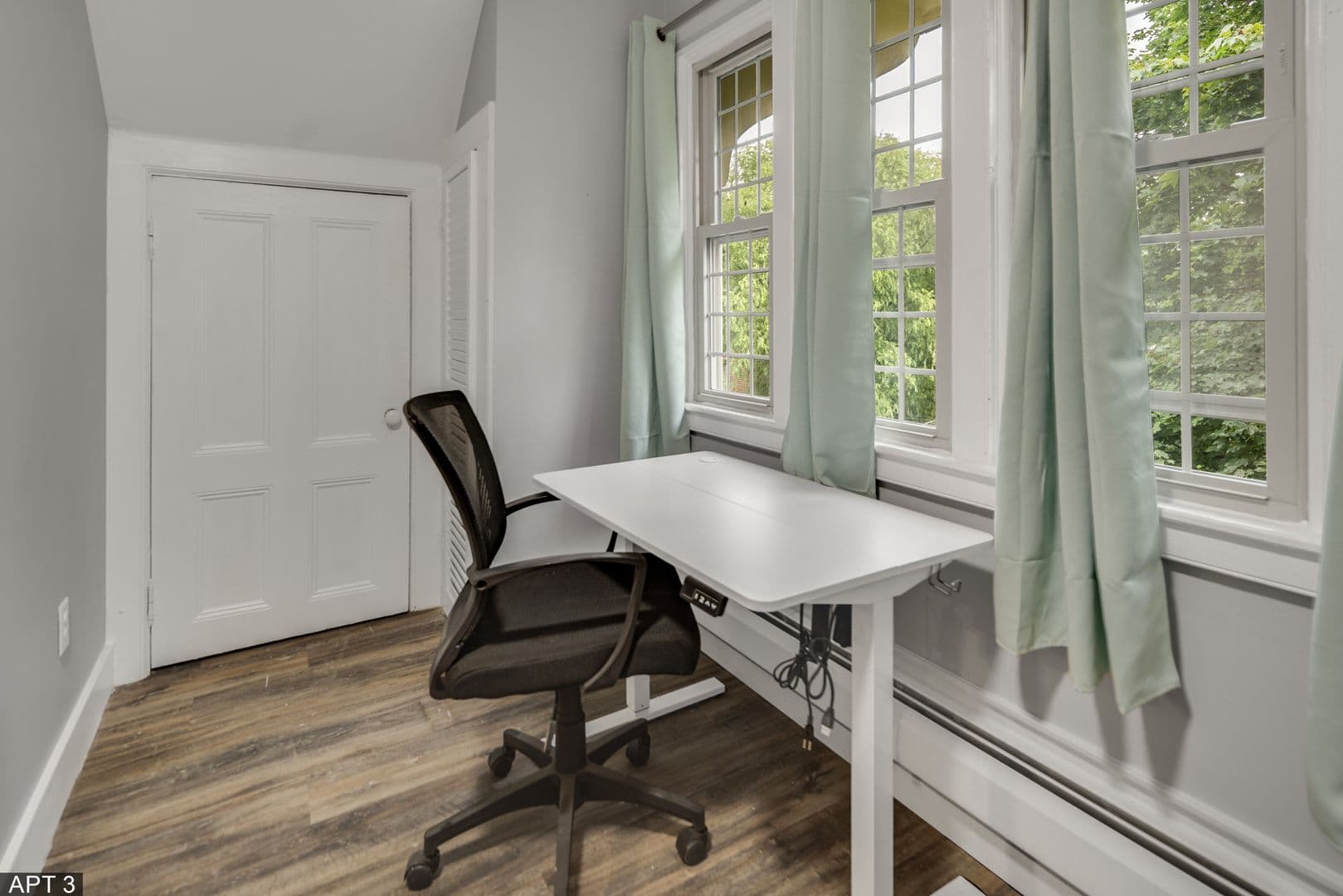 Ithaca Apartment: 711 E Seneca St