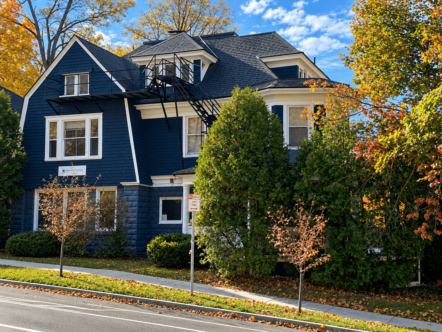 Ithaca Apartment: 609 E State St