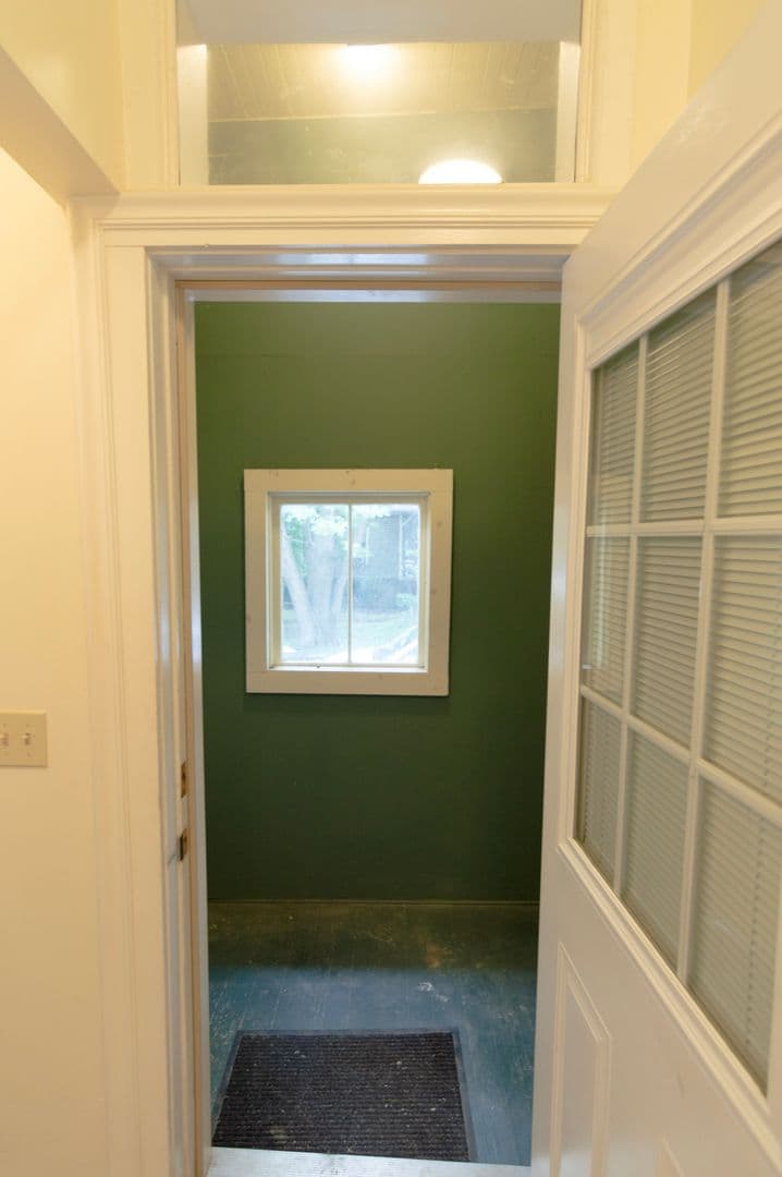 Ithaca Apartment: 232 S Geneva St