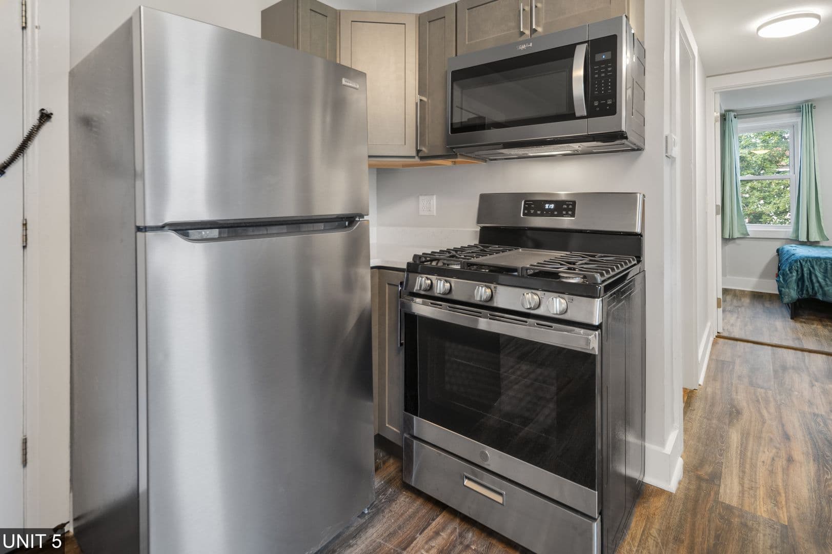Ithaca Apartment: 710 Stewart Ave