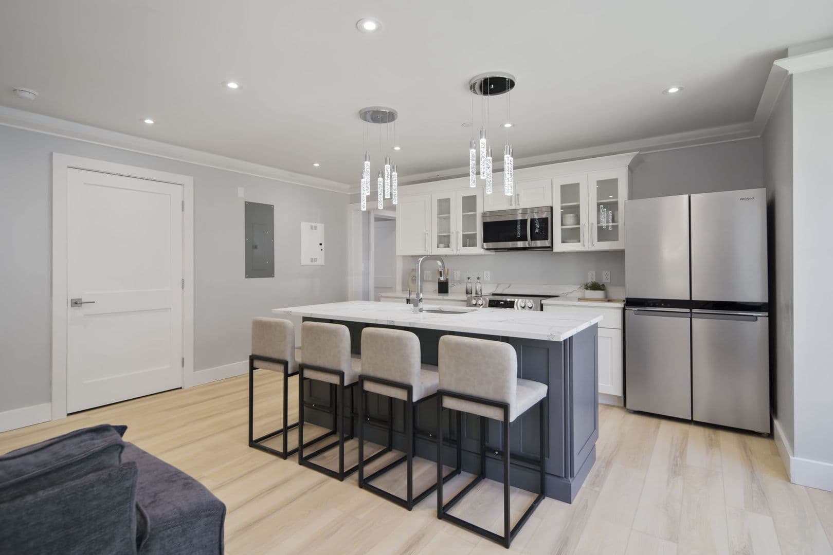 Ithaca Apartment: 601 E State St