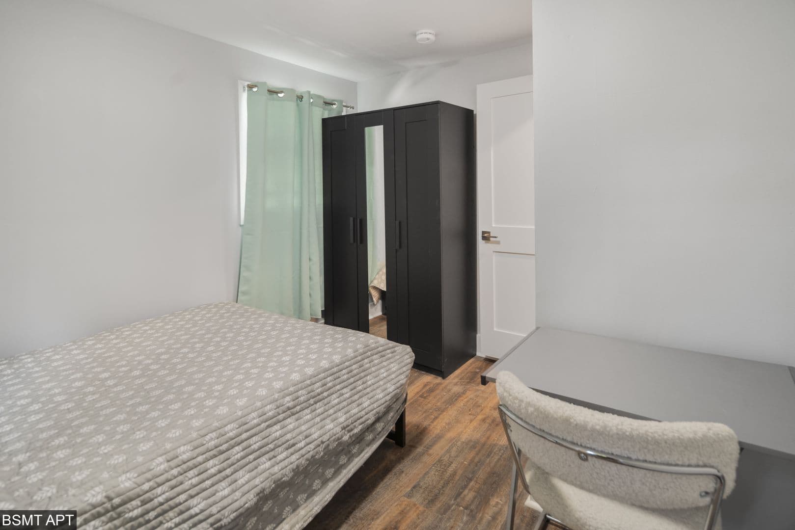 Ithaca Apartment: 711 E Seneca St