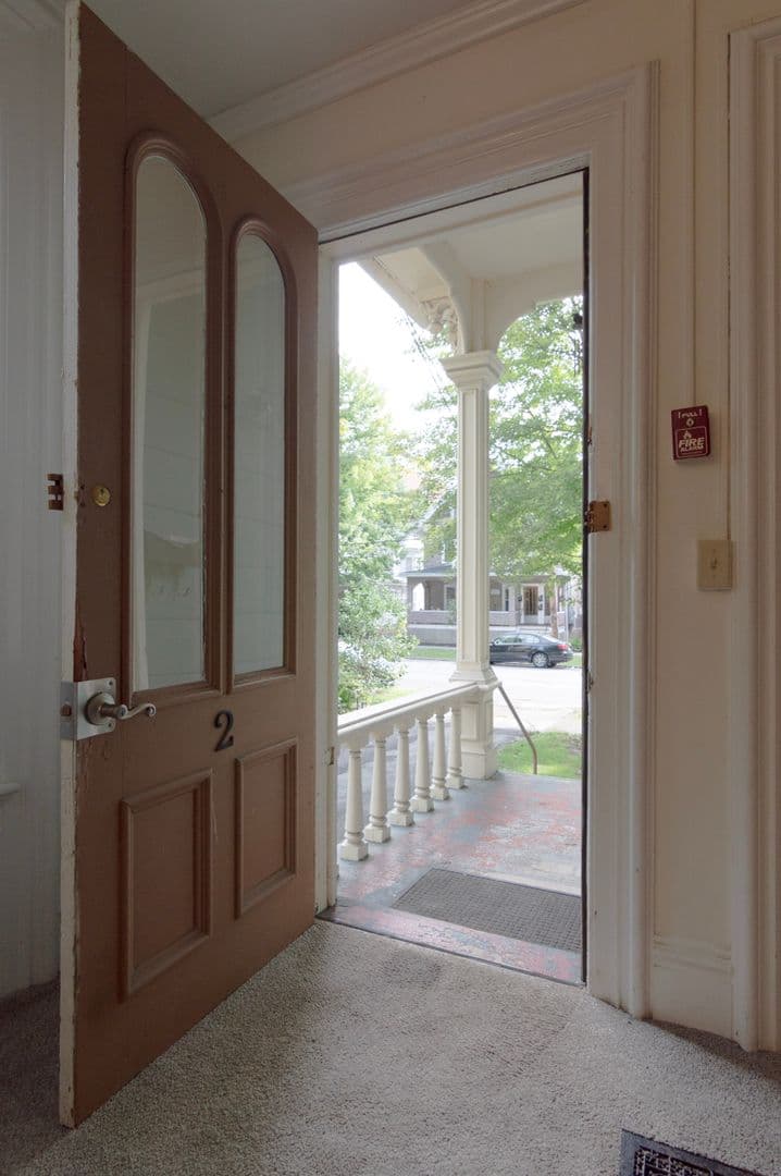 Ithaca Apartment: 232 S Geneva St