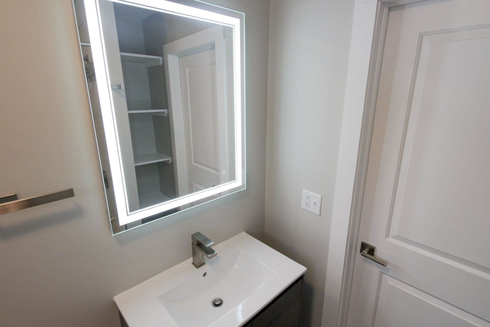 Ithaca Apartment: 230 Bryant Ave