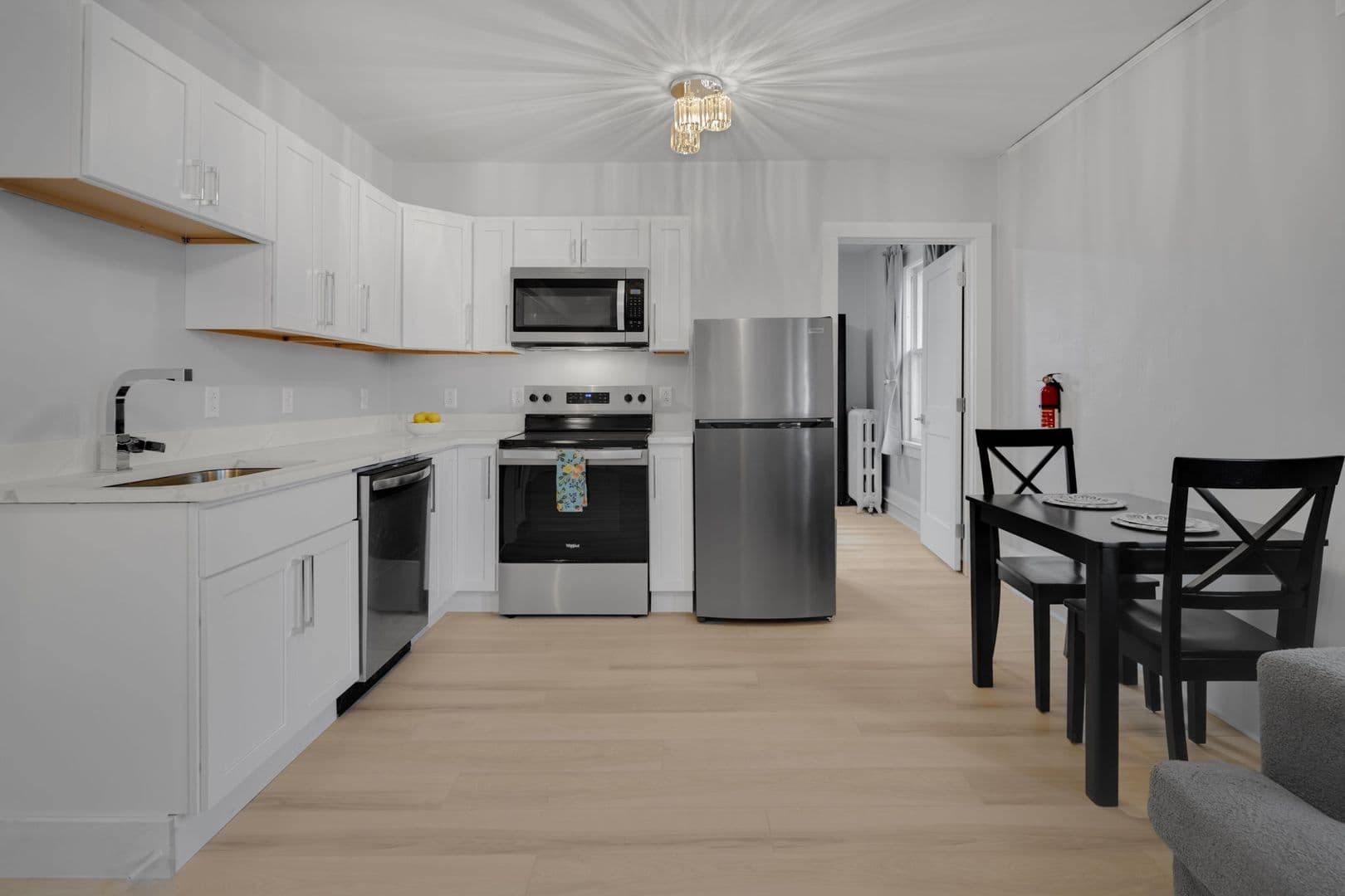 Ithaca Apartment: 104 Harvard Pl