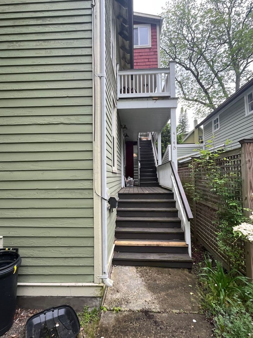 Ithaca Apartment: 414 E Marshall St