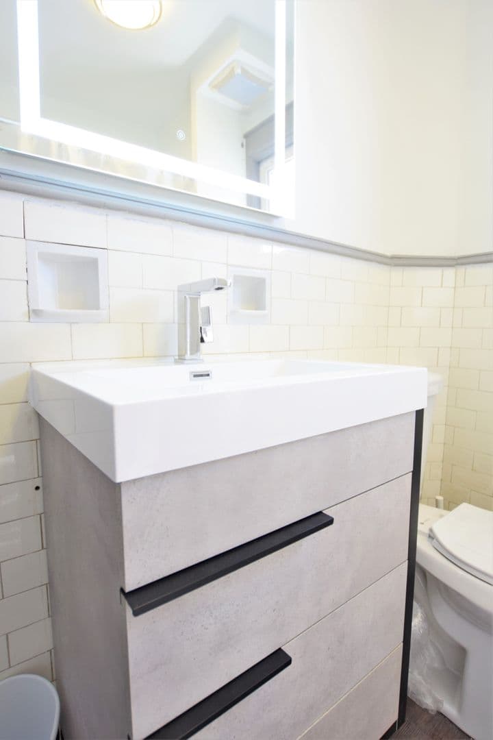 Ithaca Apartment: 306 Bryant Ave