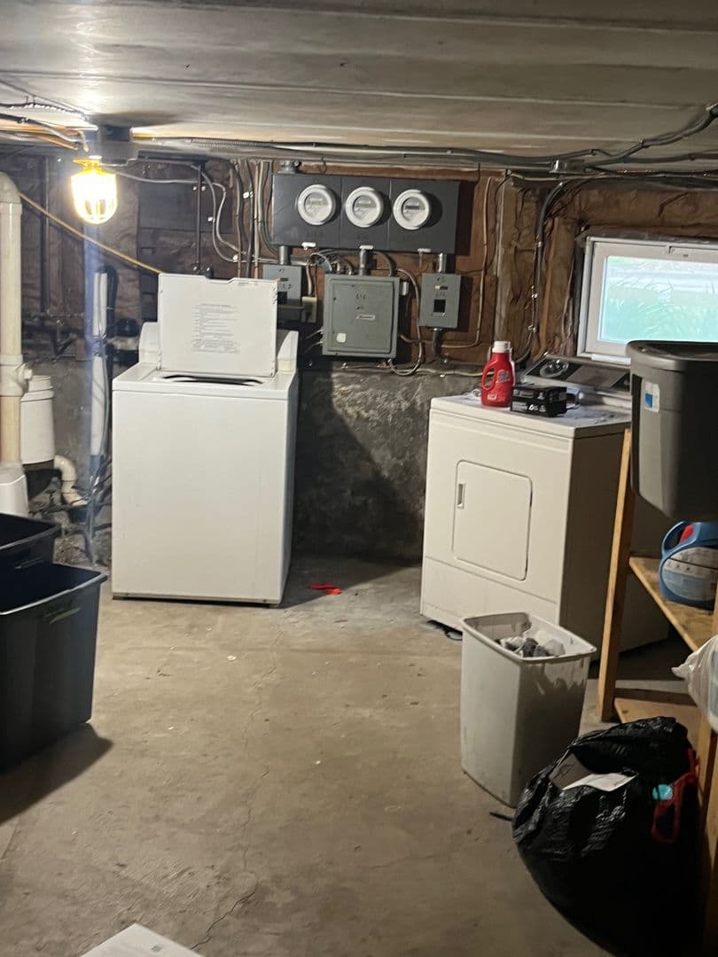 Ithaca Apartment: 414 E Marshall St