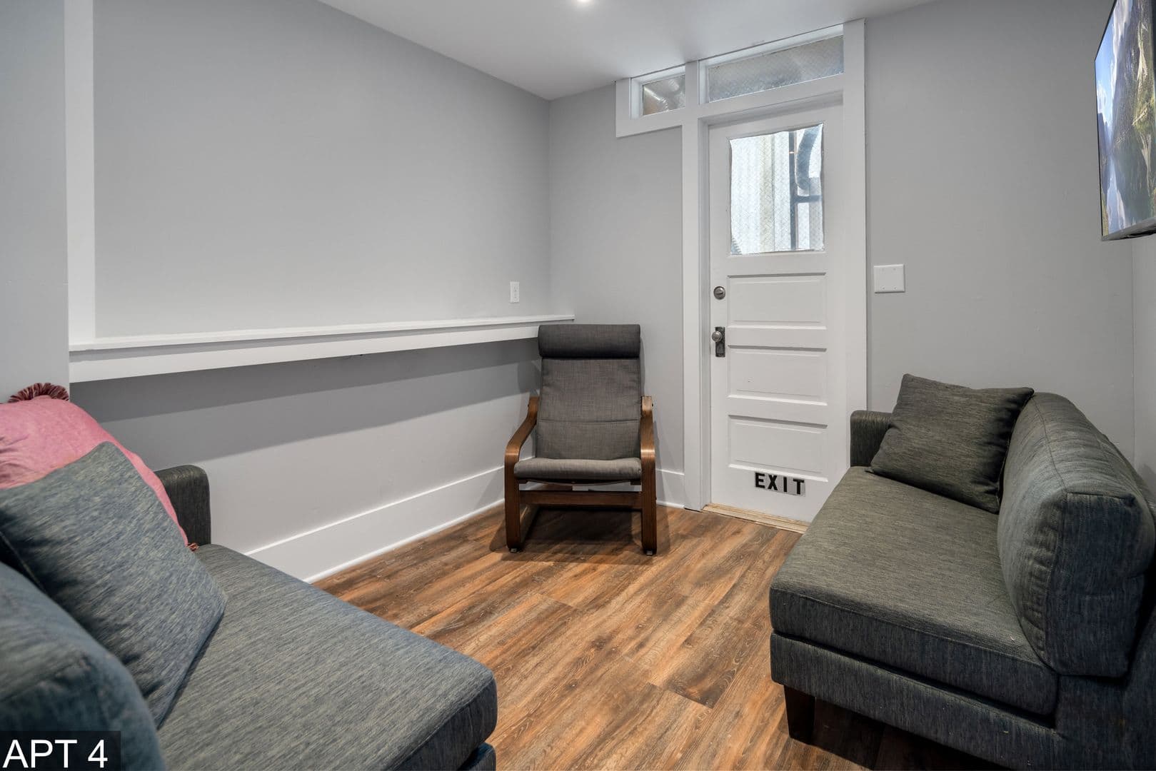Ithaca Apartment: 308 Stewart Ave