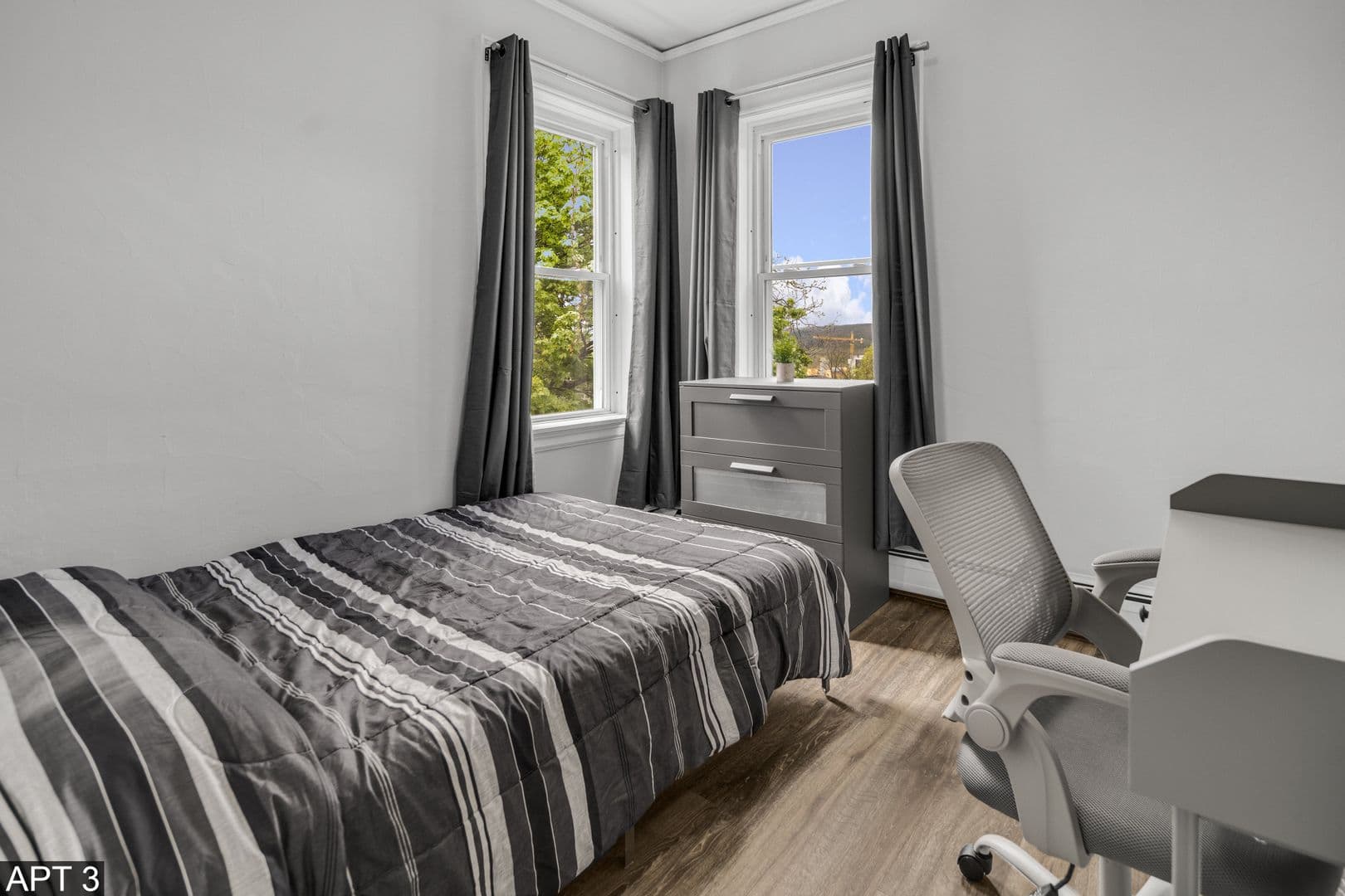 Ithaca Apartment: 308 Stewart Ave