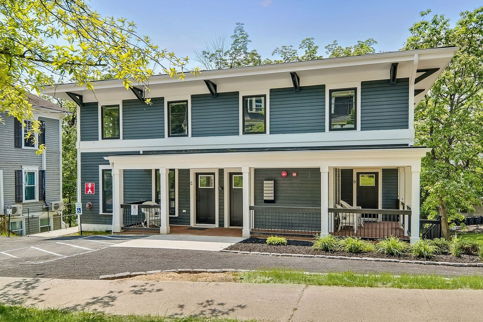 Ithaca Apartment: 601 E State St