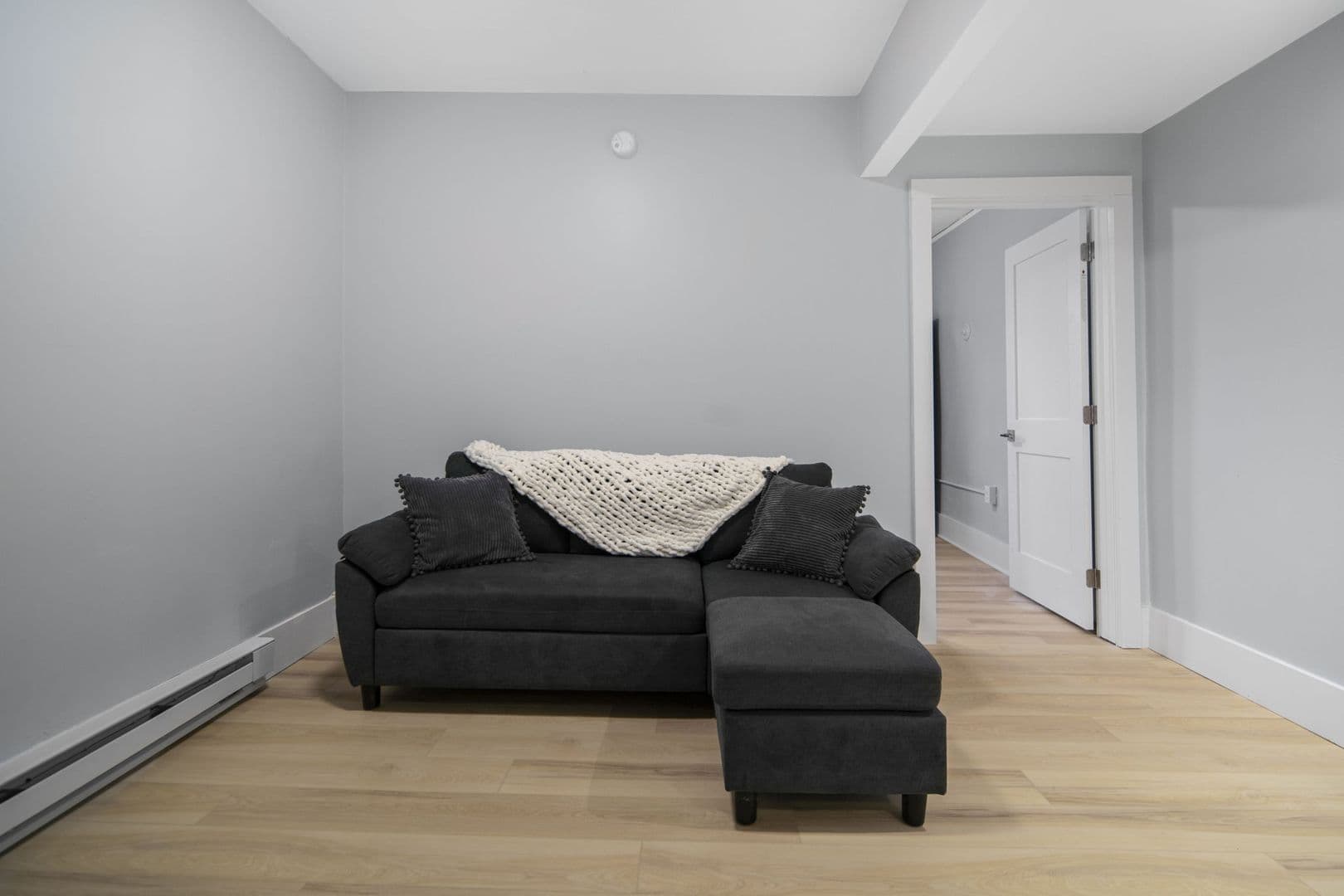 Ithaca Apartment: 104 Harvard Pl