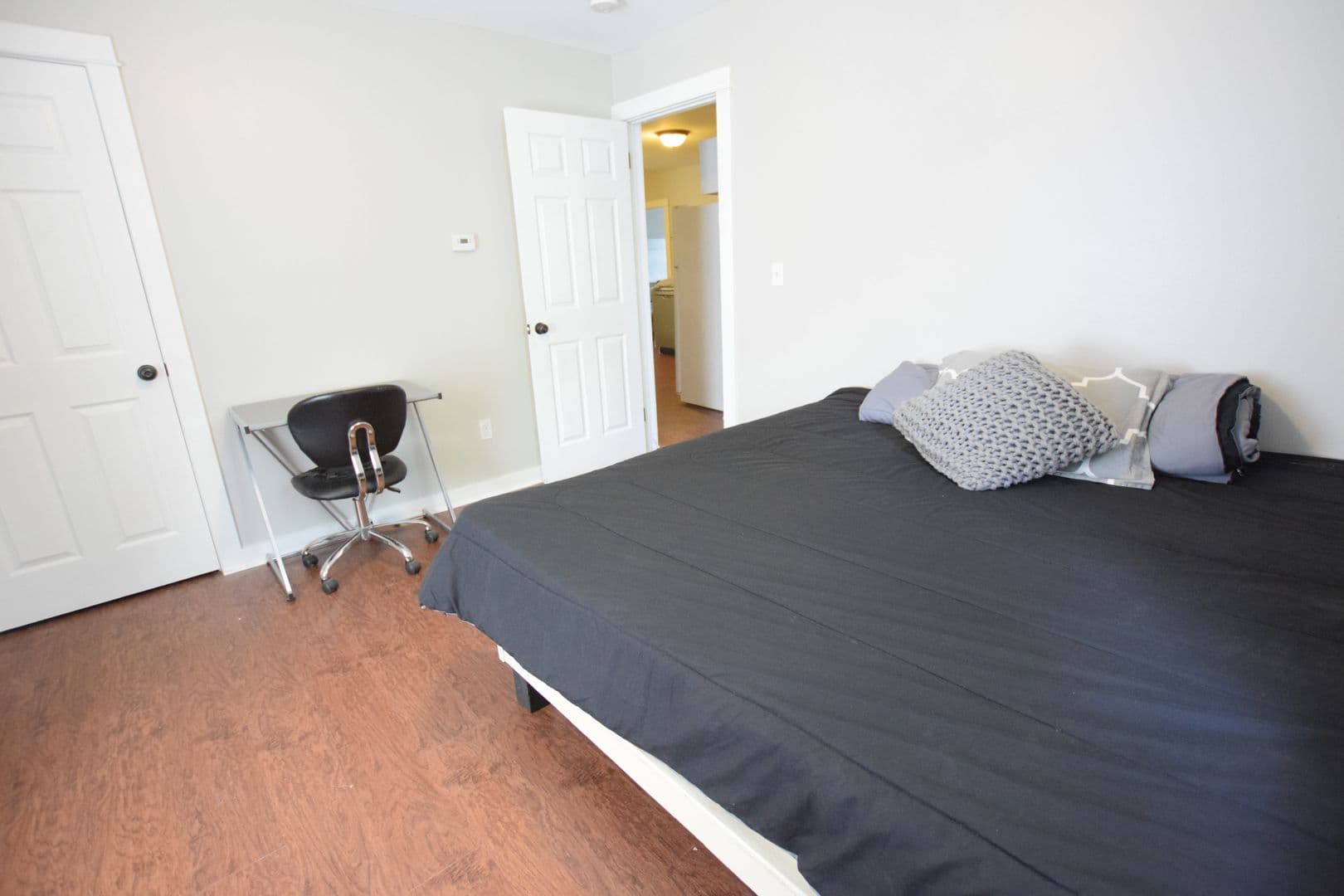 Ithaca Apartment: 217 Columbia St.