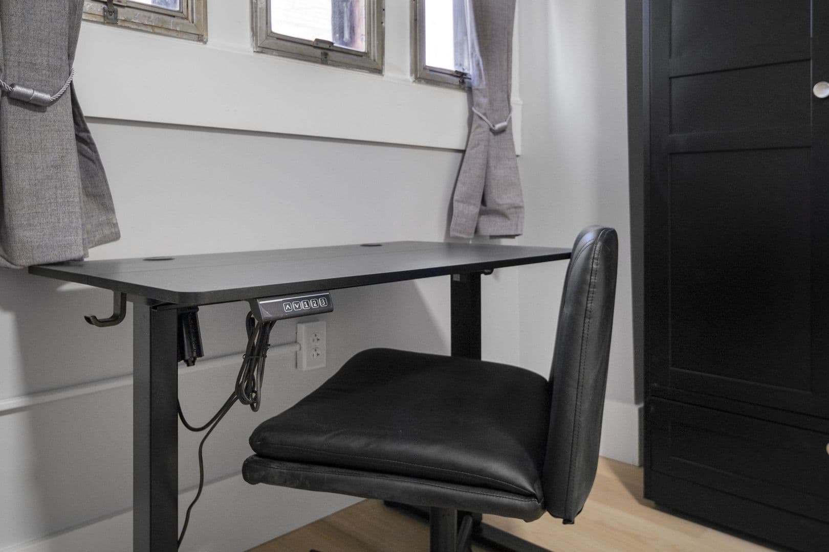 Ithaca Apartment: 104 Harvard Pl