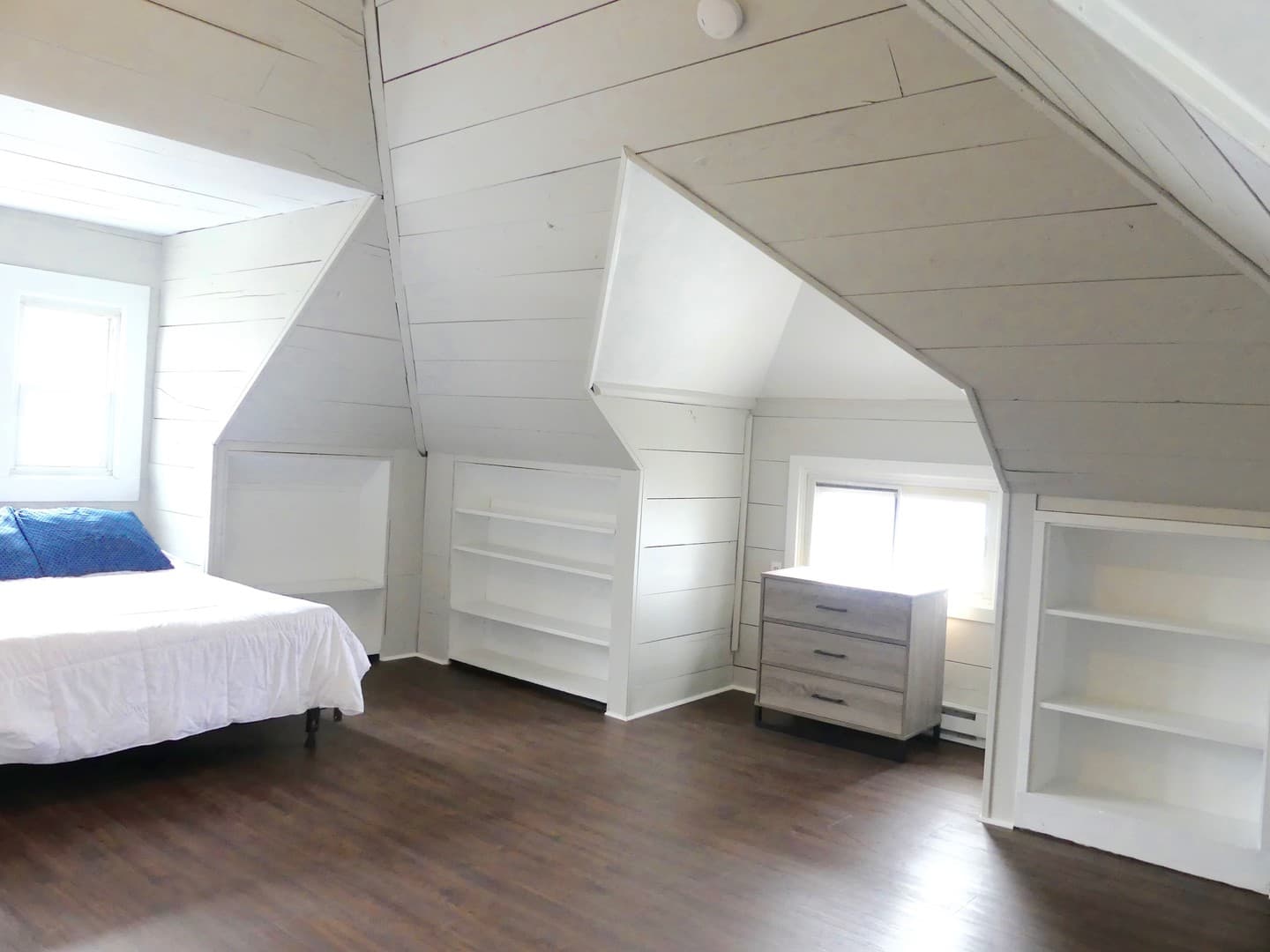 Ithaca Apartment: 311 Farm St