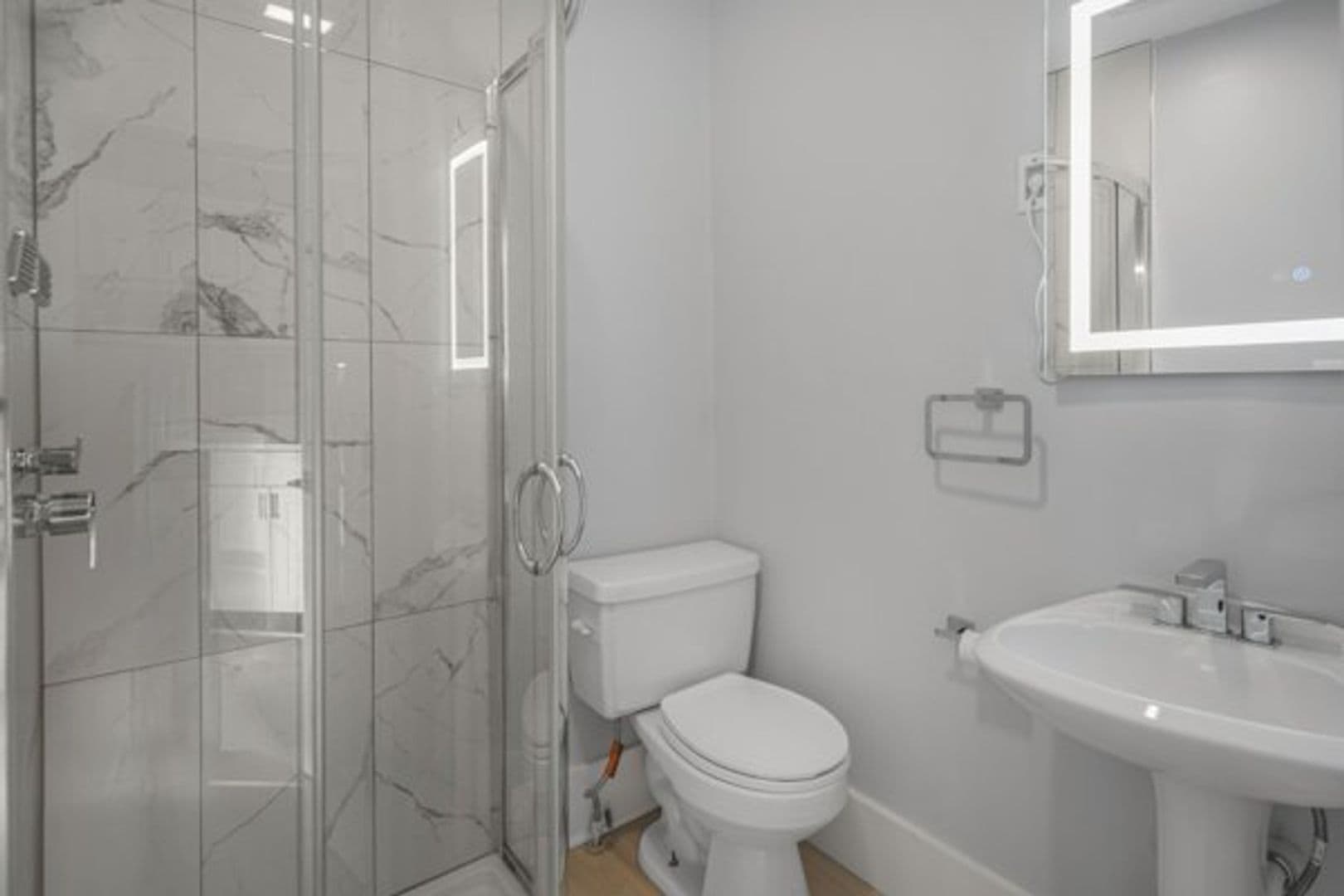 Ithaca Apartment: 702 E State St