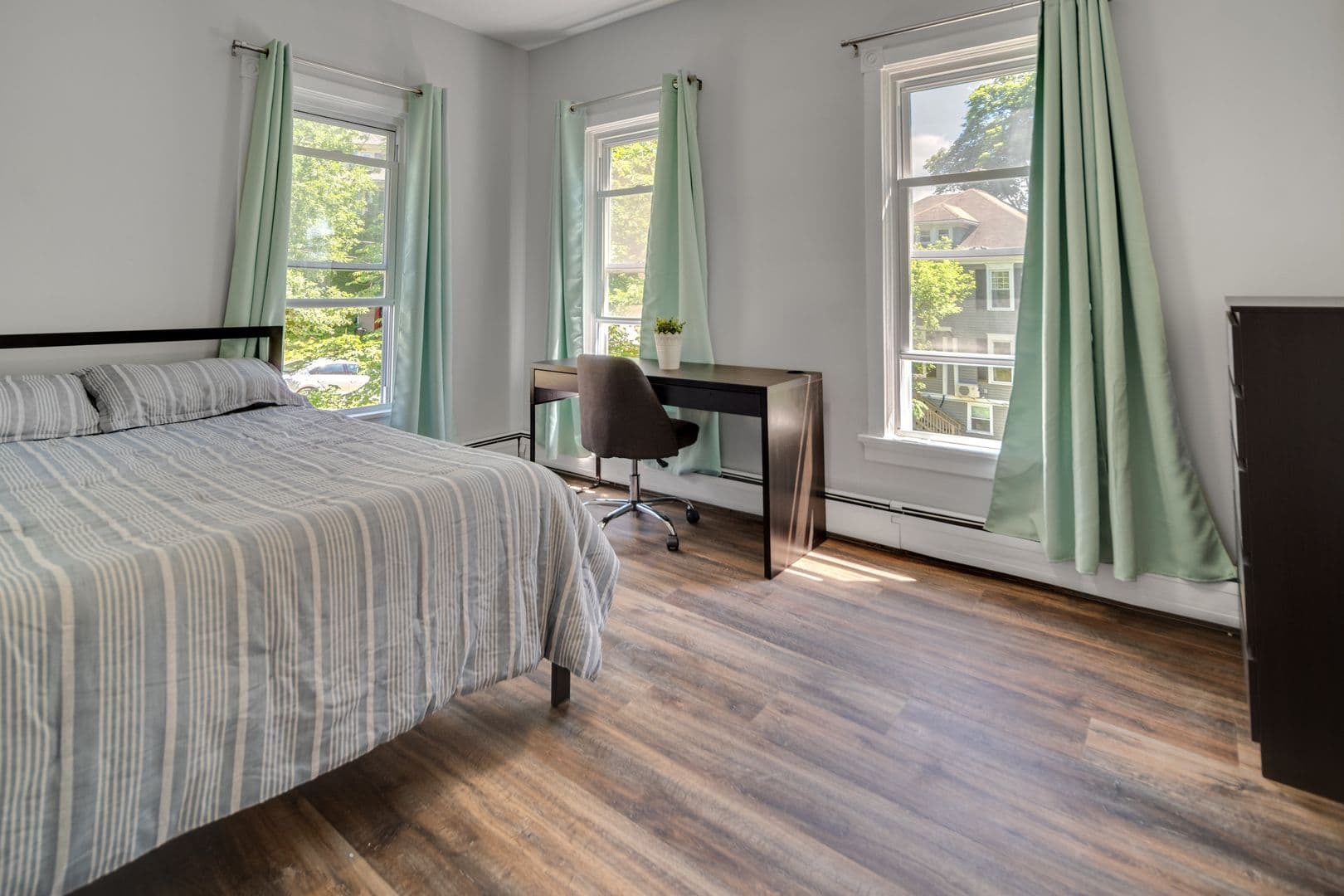 Ithaca Apartment: 601 E State St