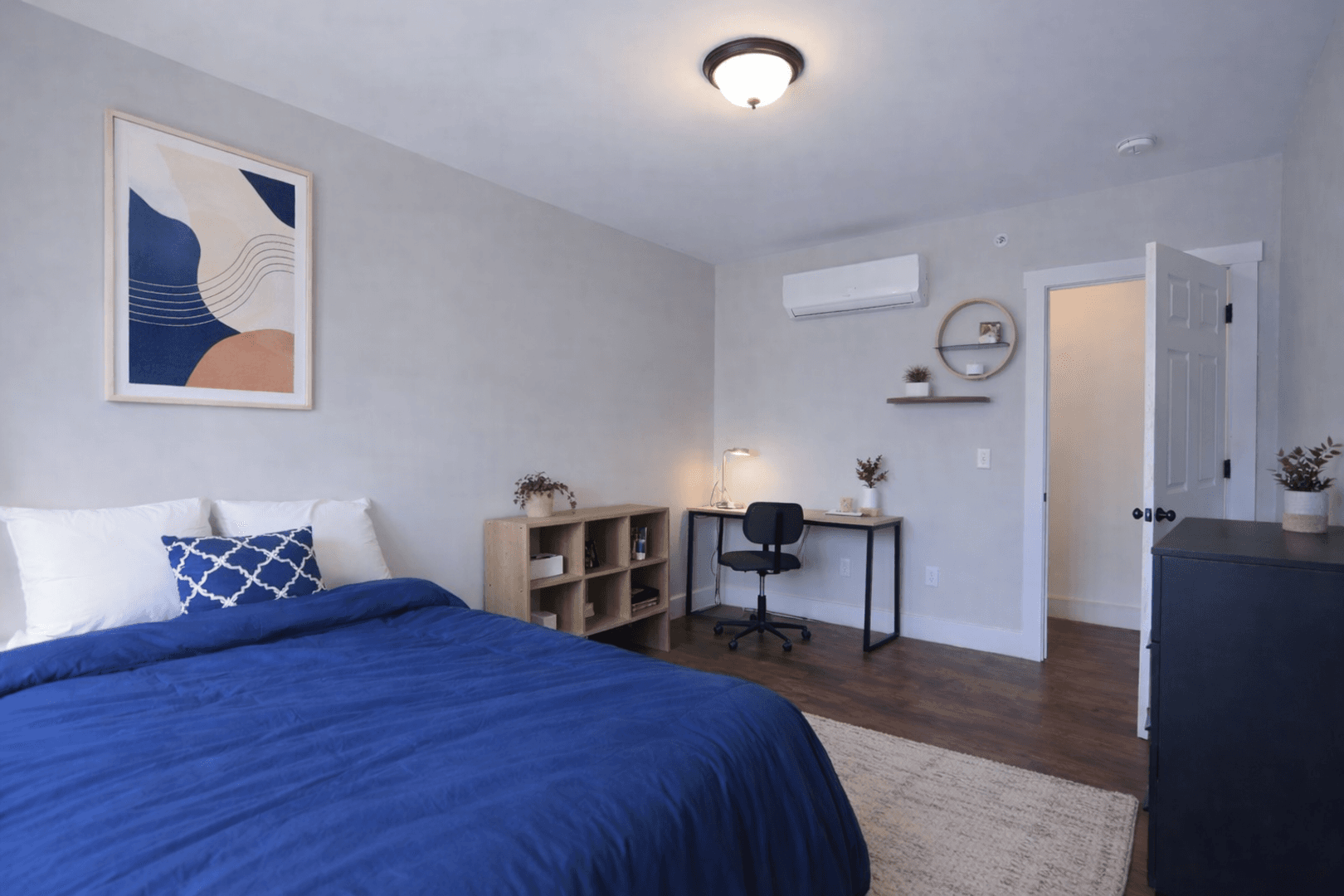 Ithaca Apartment: 707 E. Seneca St