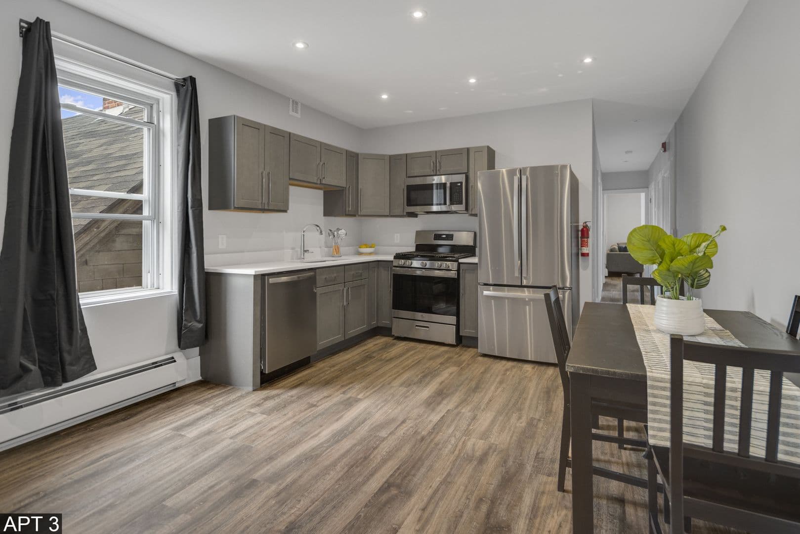 Ithaca Apartment: 308 Stewart Ave