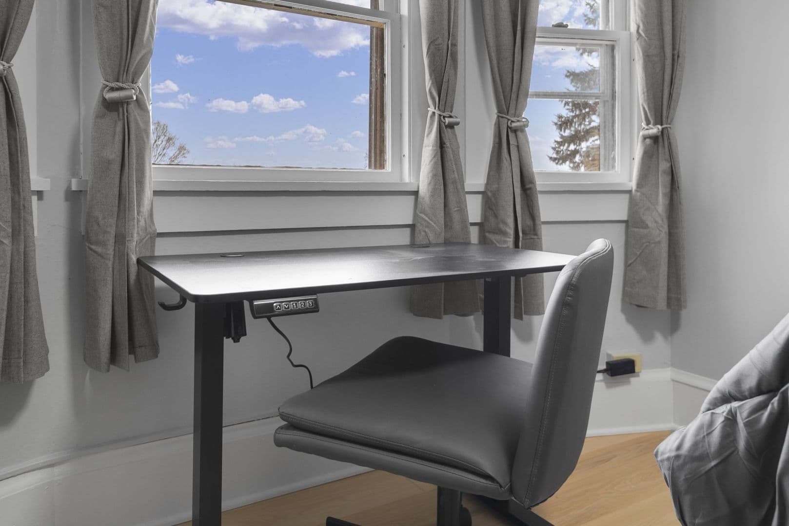 Ithaca Apartment: 104 Harvard Pl