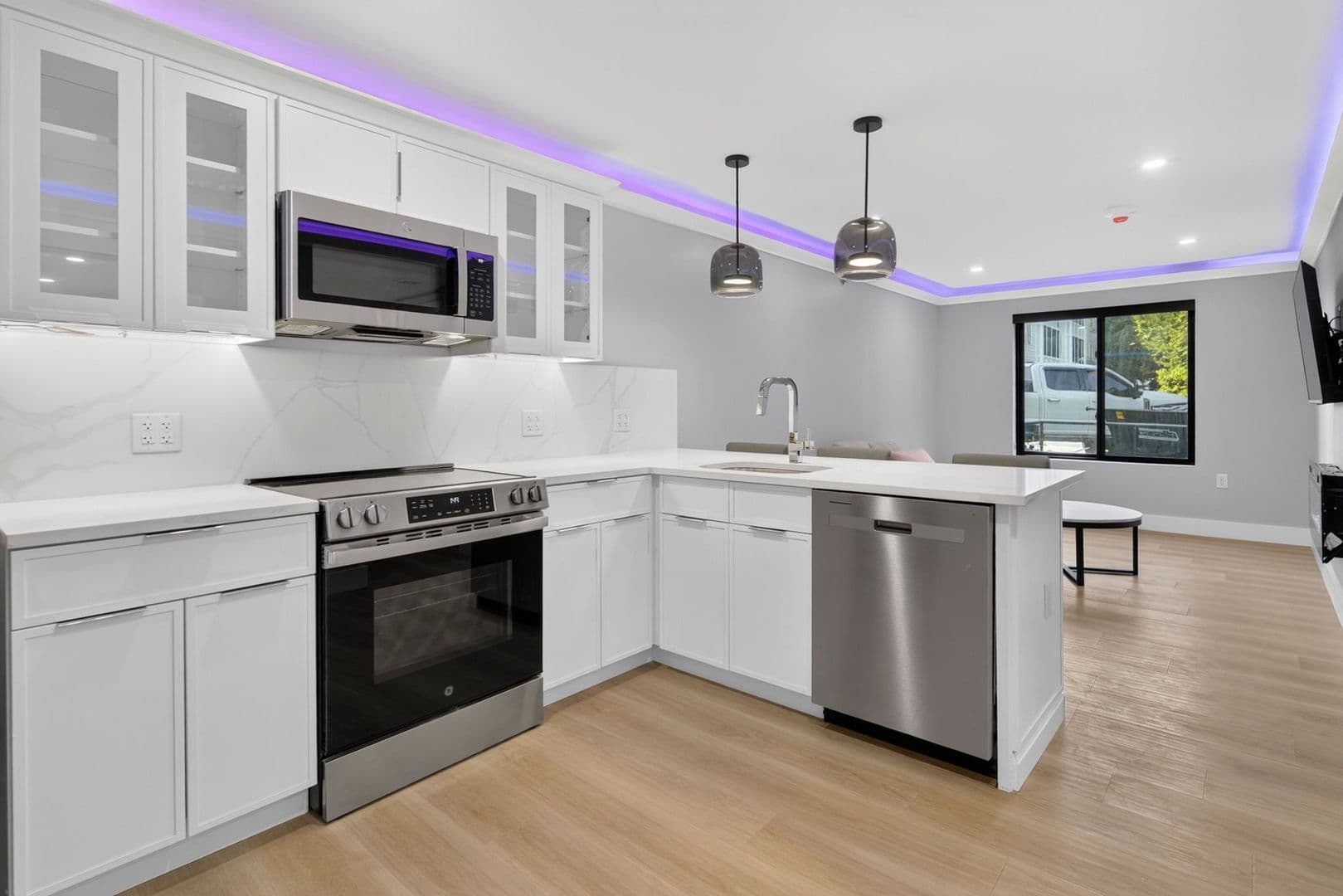Ithaca Apartment: 201 Oak Avenue