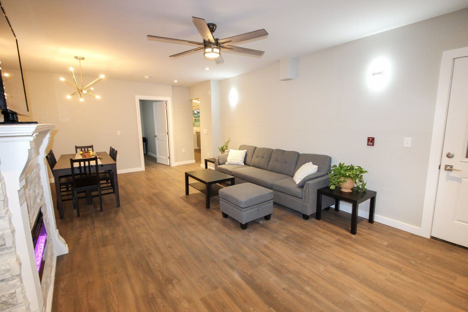 Ithaca Apartment: 522 Stewart Ave