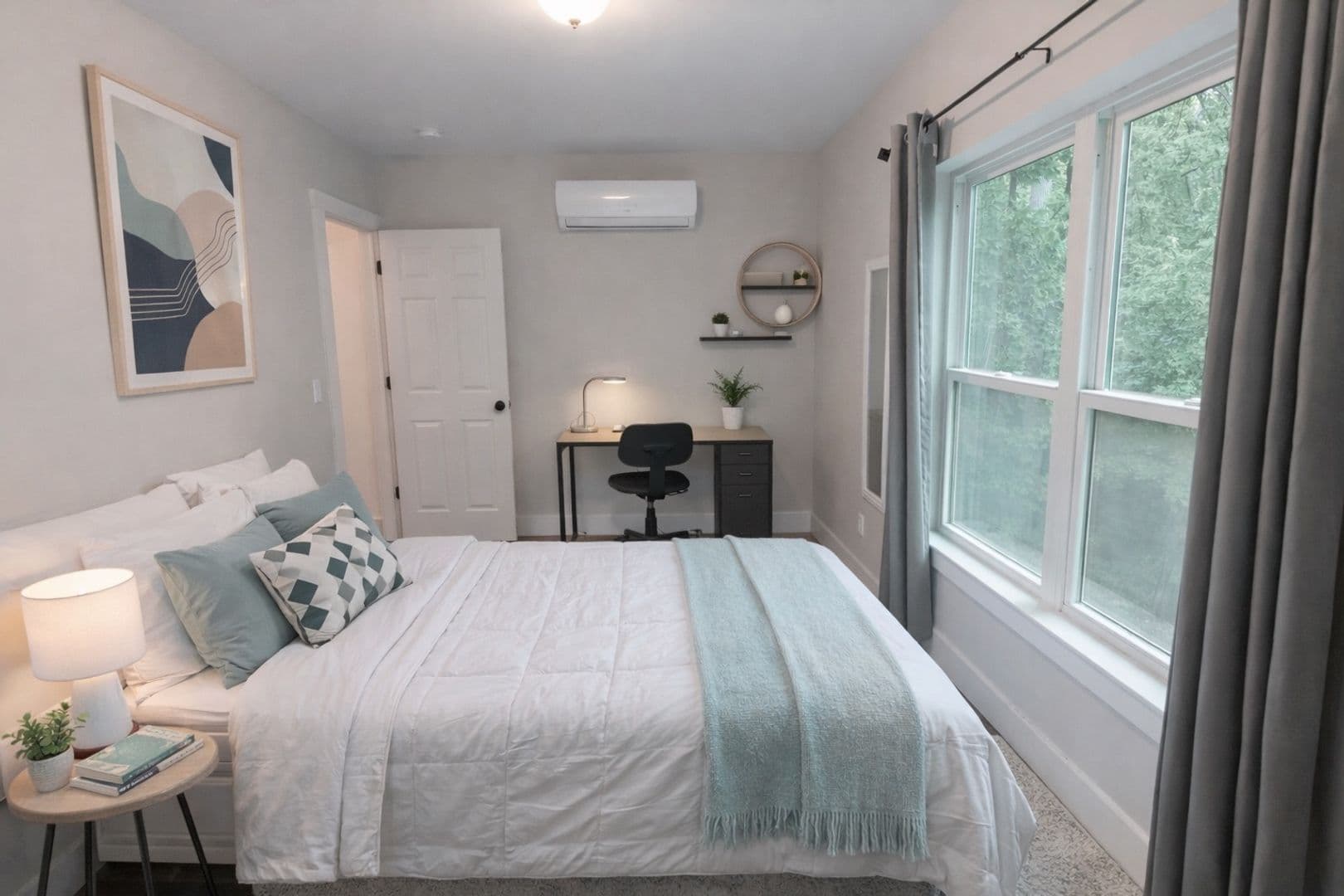 Ithaca Apartment: 707 E. Seneca St