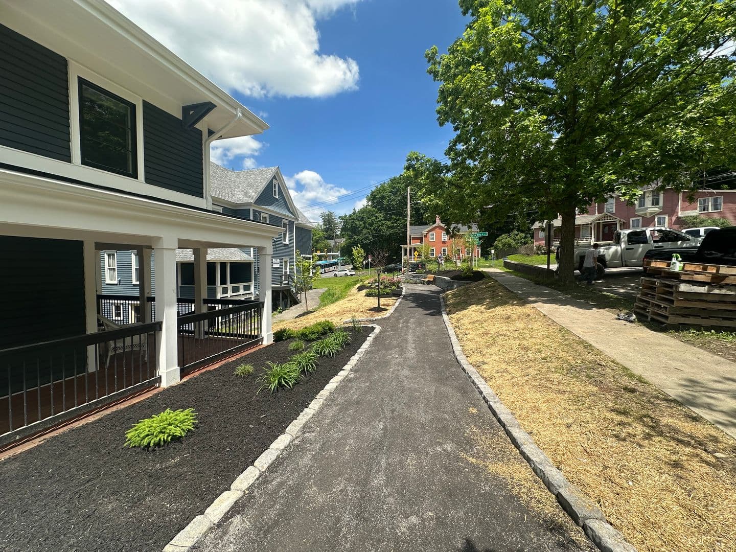 Ithaca Apartment: 601 E State St