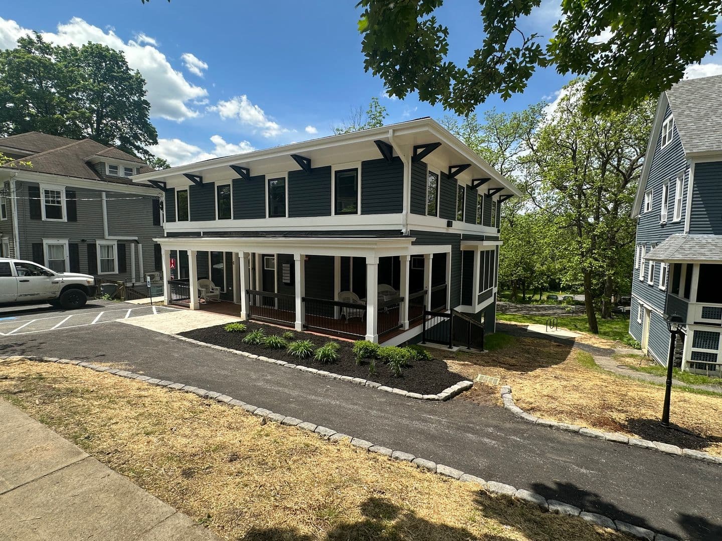 Ithaca Apartment: 601 E State St