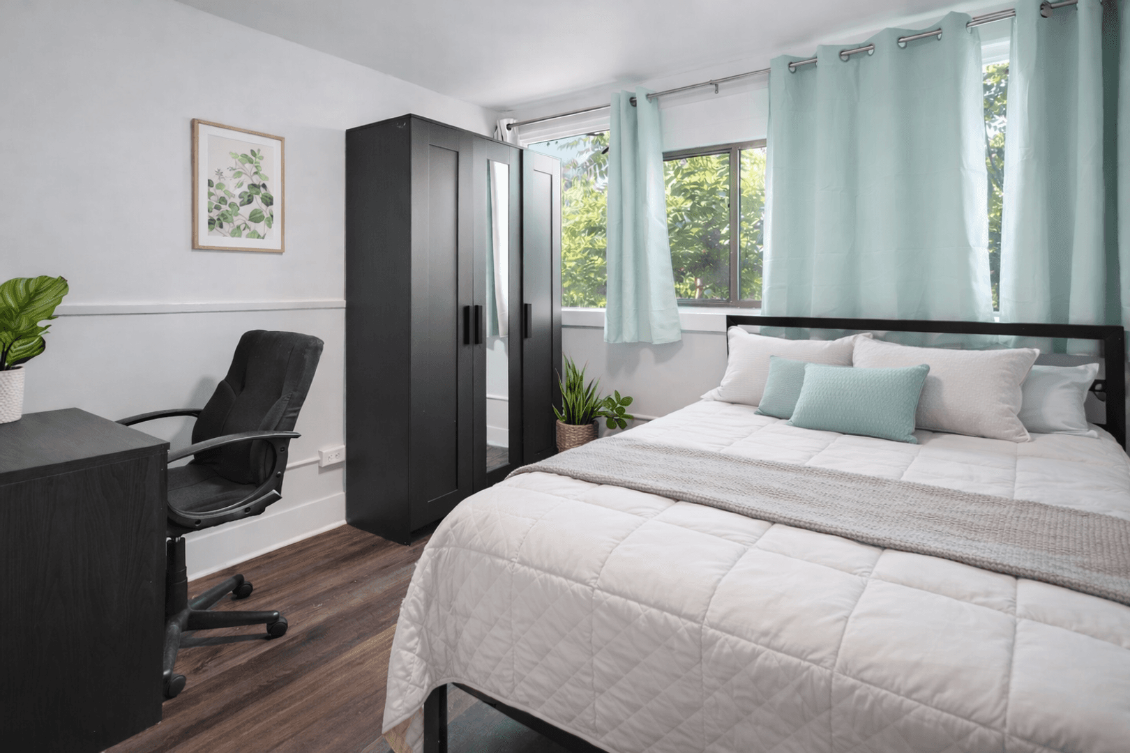 Ithaca Apartment: 404-406 University Ave