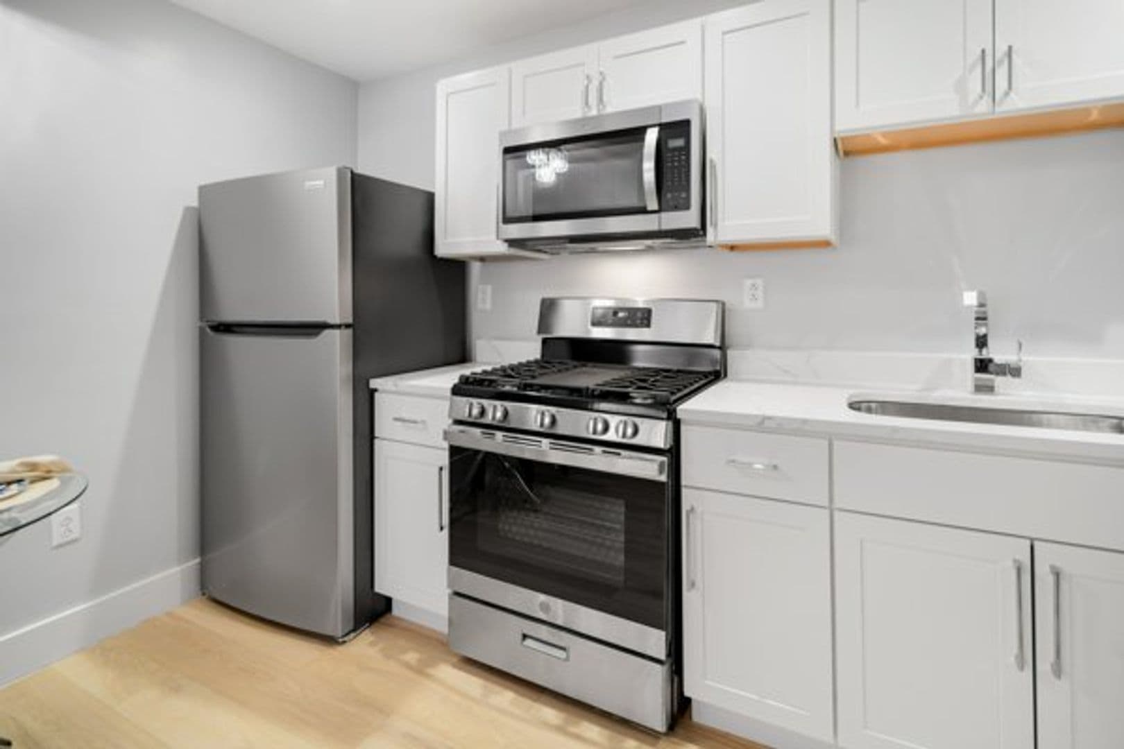 Ithaca Apartment: 504 Stewart Ave