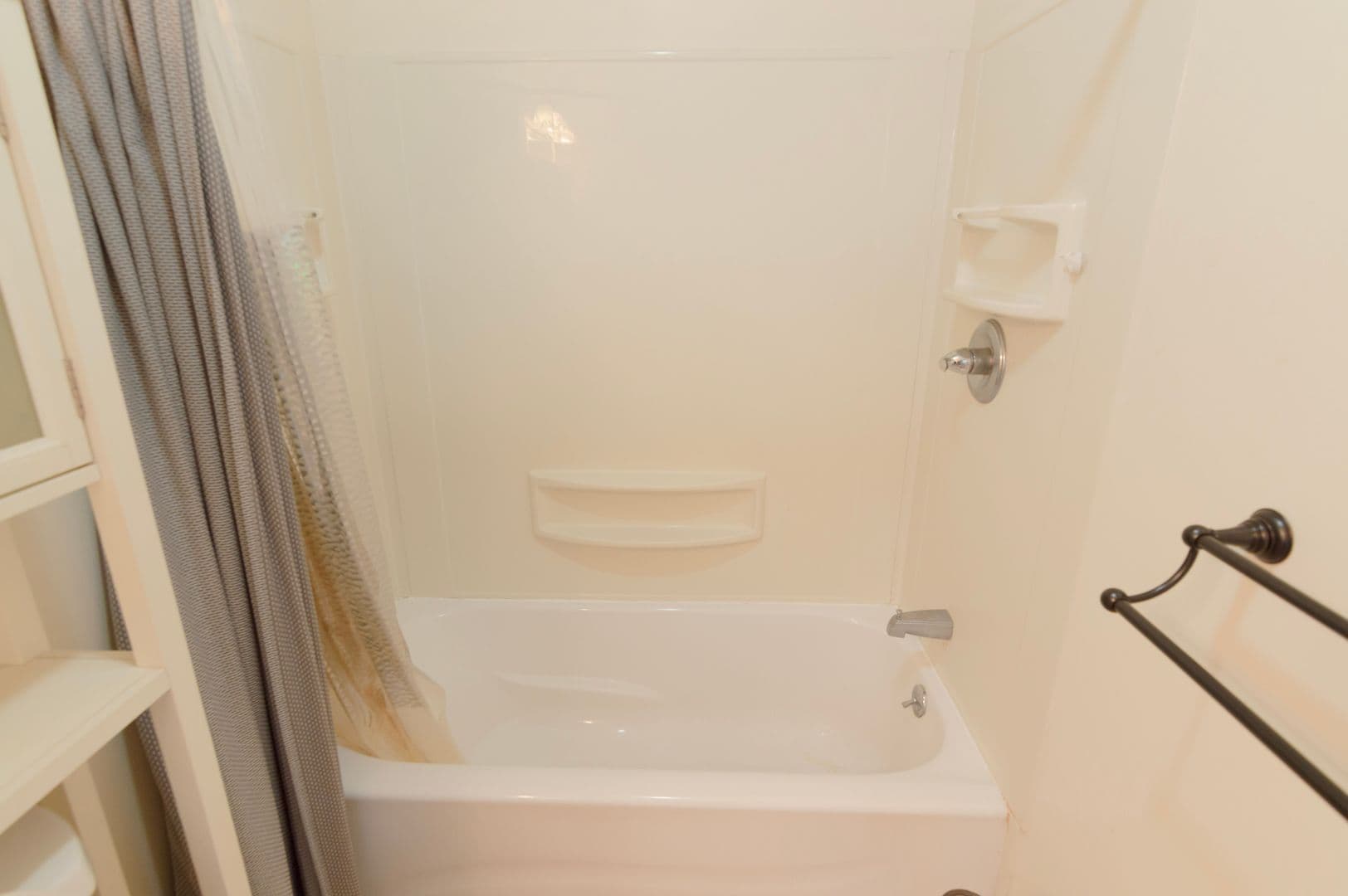 Ithaca Apartment: 232 S Geneva St